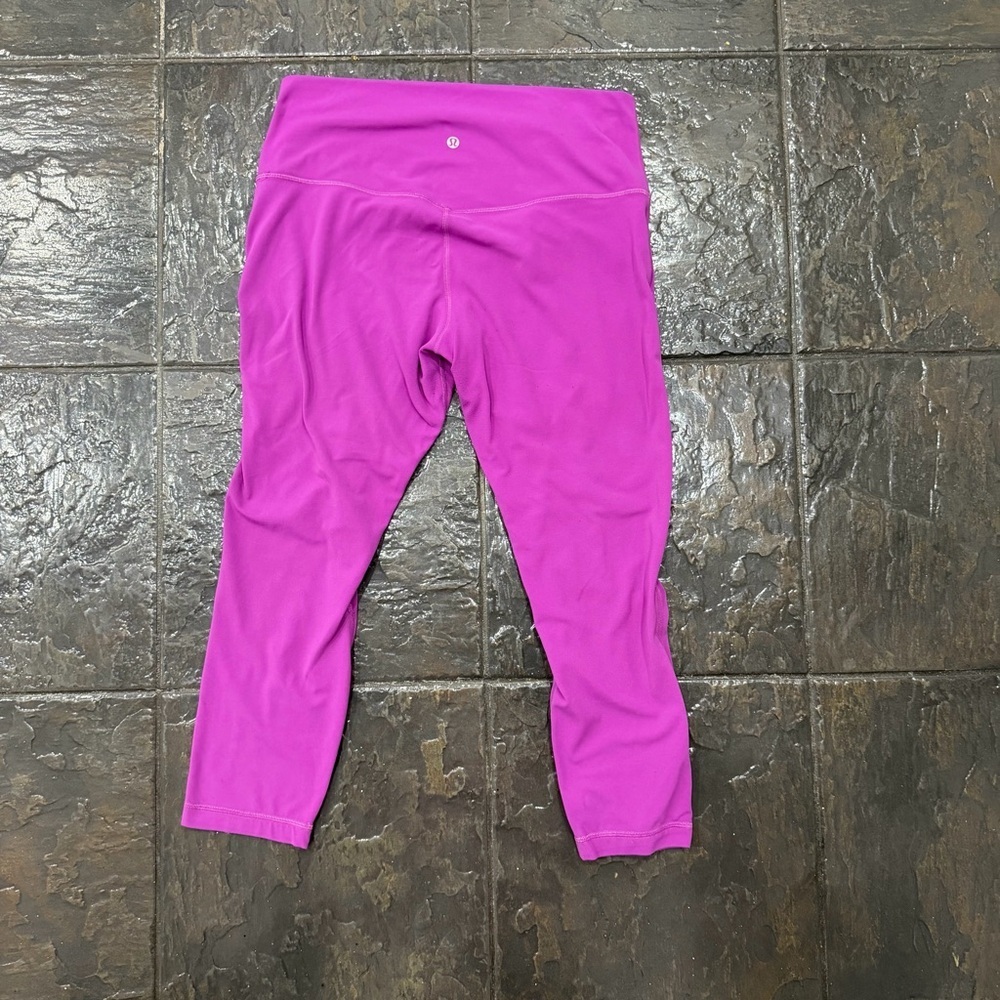 Lululemon Purple Capri Leggings High-Rise Athletic Cropped Pants Size 14 - Picture 2 of 9